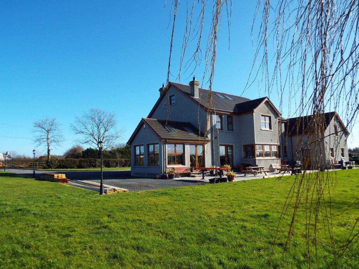 Knockalla Luxury Property With Hot Tub Suitable For Families Портадаун Екстериор снимка