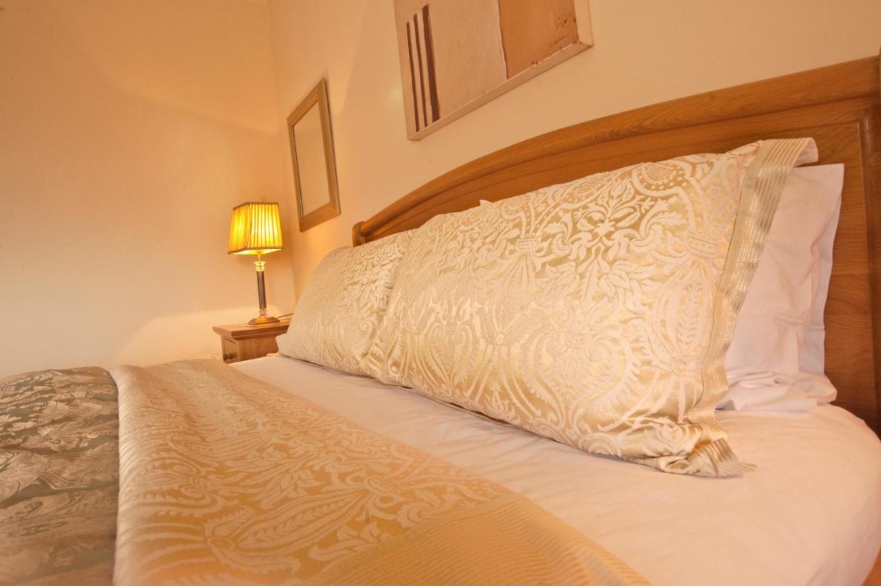 Knockalla Luxury Property With Hot Tub Suitable For Families Портадаун Екстериор снимка